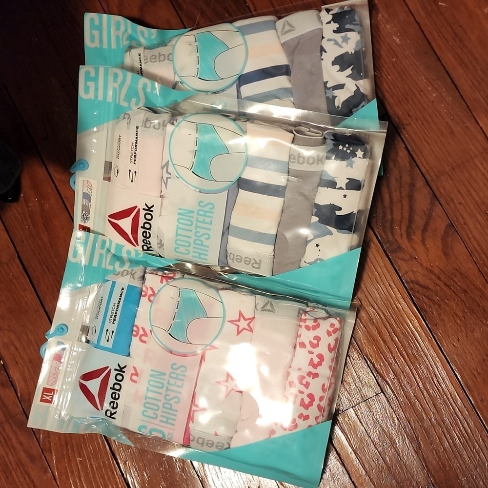 3 packs Reebok XL girls cotton hipsters